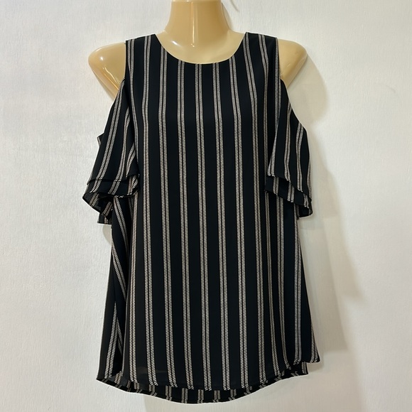 Veronica M Tops - VERONICA M WOMENS TOP BLOUSE  BLACK & WHITE STRIPPED COLD SHOULDER SIZE SMALL